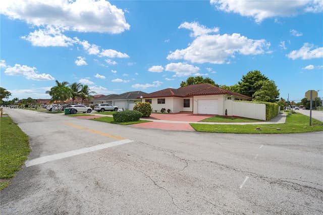 10980 SW 38th St, Miami FL 33165 - Miami, FL - Photo 2