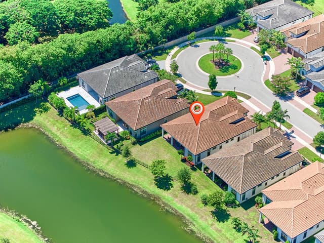 7832 DEER LAKE Court, Parkland FL 33067 - Parkland, FL - Photo 4