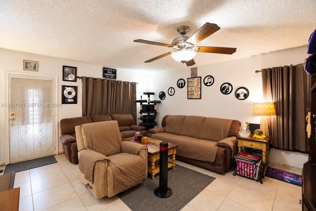 4601 SW 137th Ct, Miami FL 33175 - Miami, FL - Photo 3