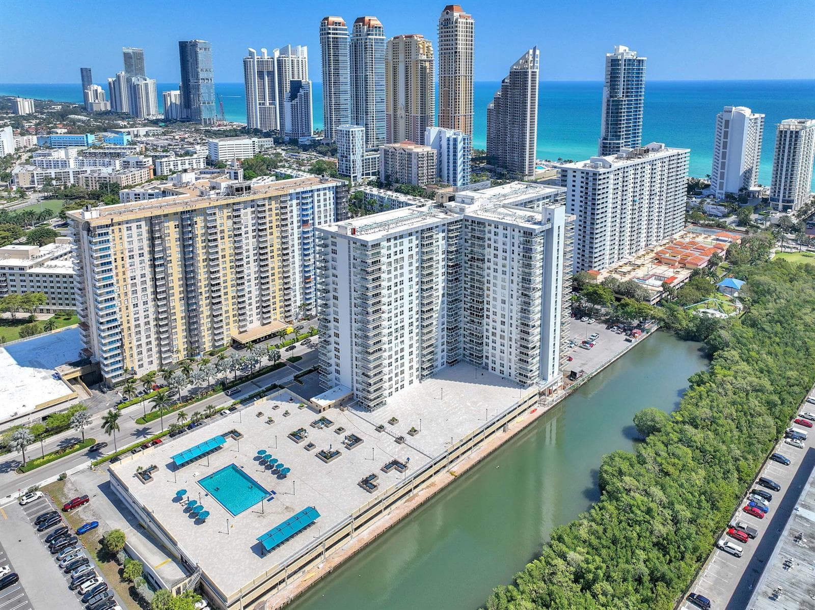 230 174th Street Apt 417, Sunny Isles Beach FL 33160 - Sunny Isles Beach, FL - Photo 1