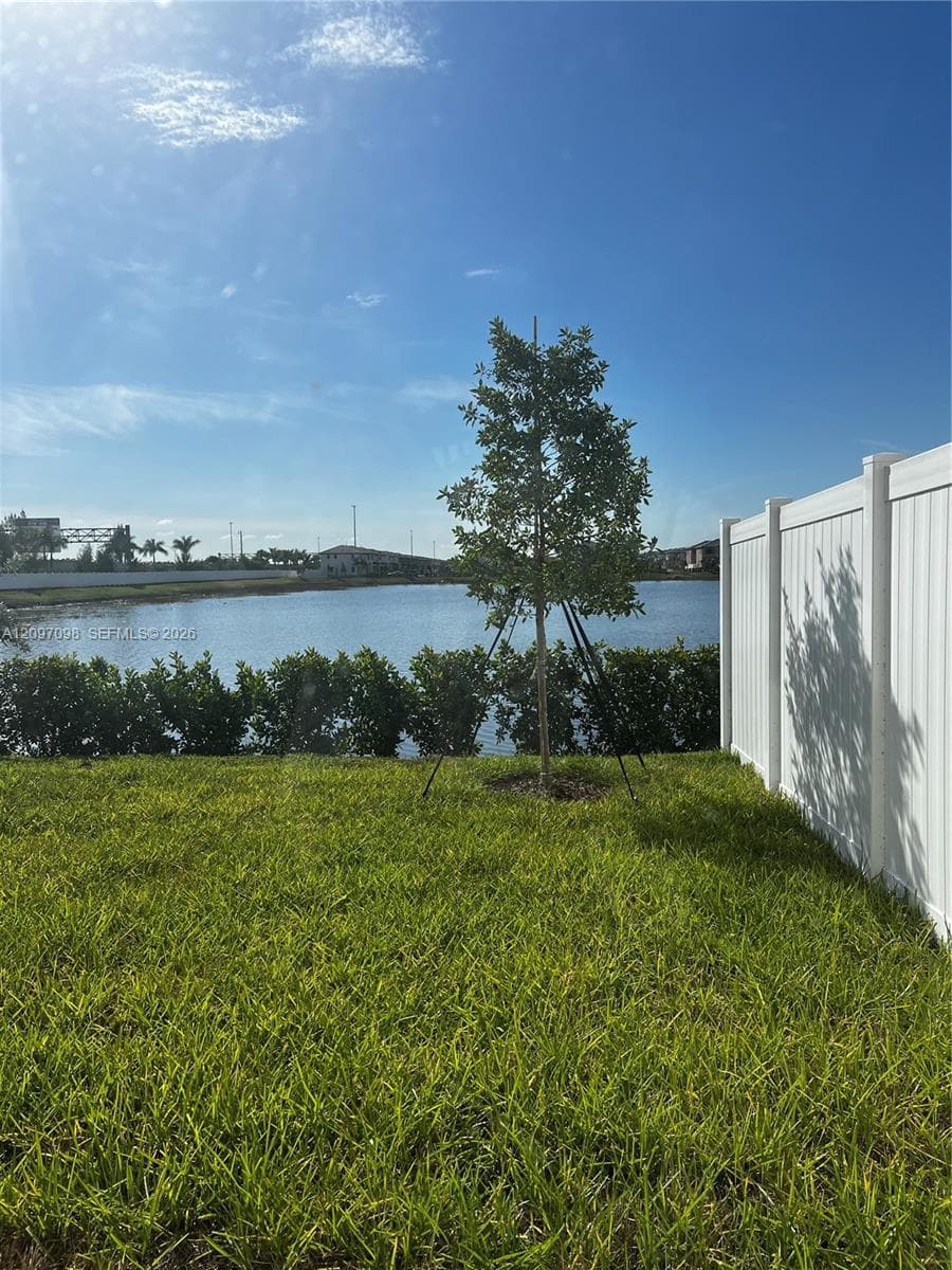 3236 W 114th Ter, Hialeah FL 33018 - Hialeah, FL - Photo 1