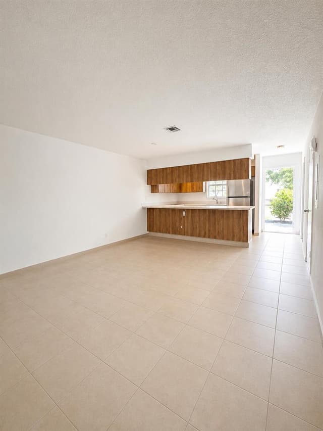 7987 NW 35TH Court # 7987, Coral Springs FL 33065 - Coral Springs, FL - Photo 2
