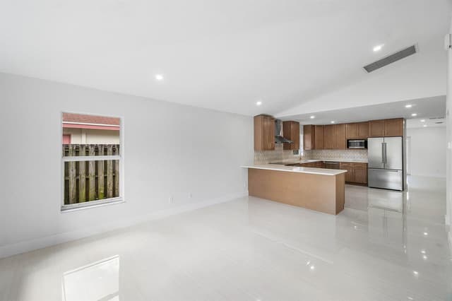 4879 LINCOLN Road, Delray Beach FL 33445 - Delray Beach, FL - Photo 5