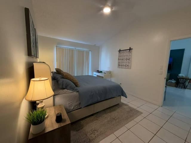1437 Royal Forest Court, West Palm Beach FL 33406 - West Palm Beach, FL - Photo 4