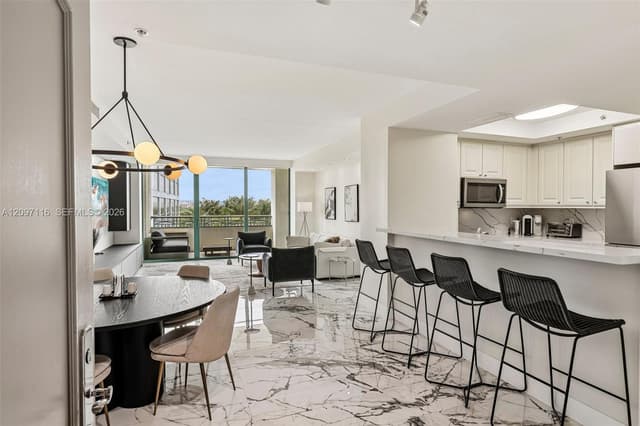 3400 SW 27th Ave # 605, Miami FL 33133 - Miami, FL - Photo 6