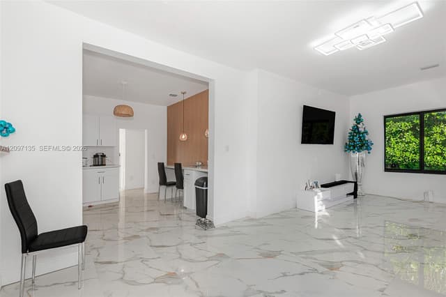 1683 NE 168th St, North Miami Beach FL 33162 - North Miami Beach, FL - Photo 4