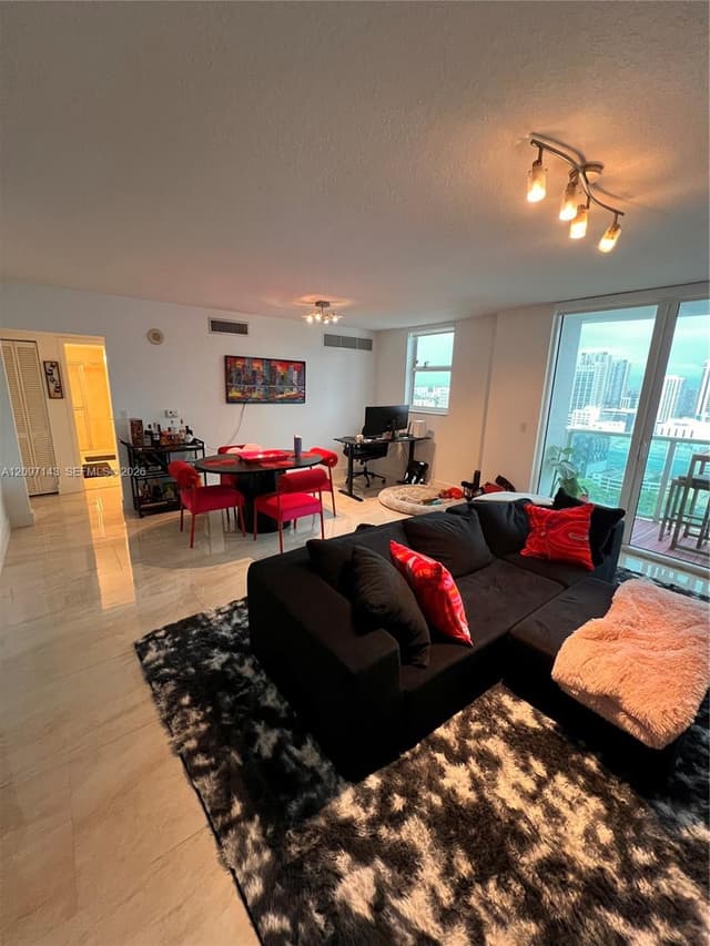 31 SE 5th Street # 2801, Miami FL 33131 - Miami, FL - Photo 3