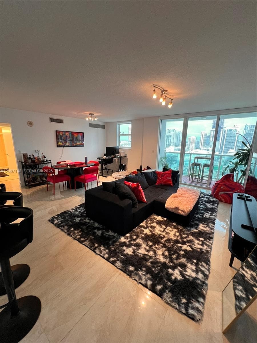 31 SE 5th Street # 2801, Miami FL 33131 - Miami, FL - Photo 1