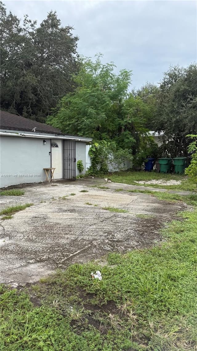 2240 NW 102nd St, Miami FL 33147 - Miami, FL - Photo 2