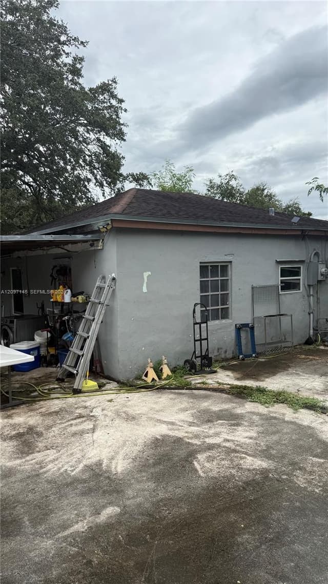 2240 NW 102nd St, Miami FL 33147 - Miami, FL - Photo 4