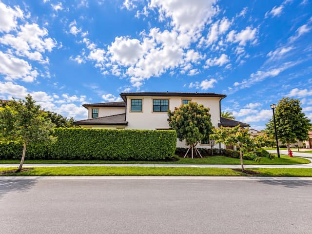 10982 PINNACLE Way, Parkland FL 33076 - Parkland, FL - Photo 4