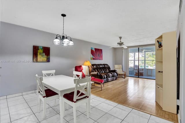 2871 Somerset Dr # 209, Lauderdale Lakes FL 33311 - Lauderdale Lakes, FL - Photo 4