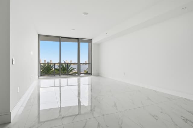 220 Lake Shore Drive # 804, Lake Park FL 33403 - Lake Park, FL - Photo 2