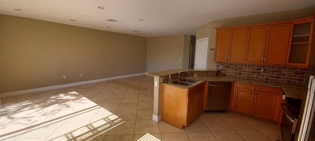 4715 SW 164TH Avenue # 4715, Miramar FL 33027 - Miramar, FL - Photo 5