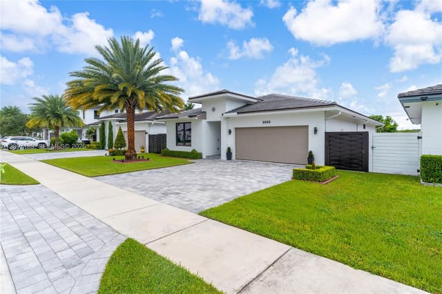 2885 SE 3rd St, Homestead FL 33033 - Homestead, FL - Photo 2