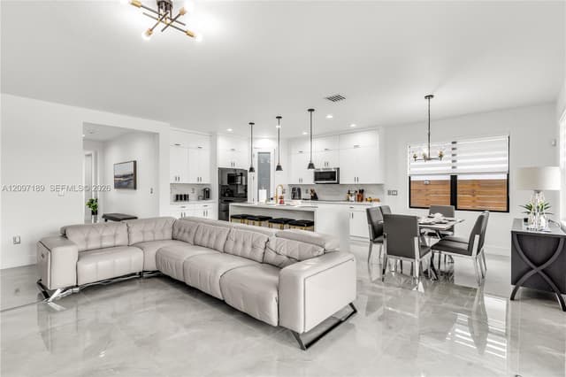 2885 SE 3rd St, Homestead FL 33033 - Homestead, FL - Photo 7