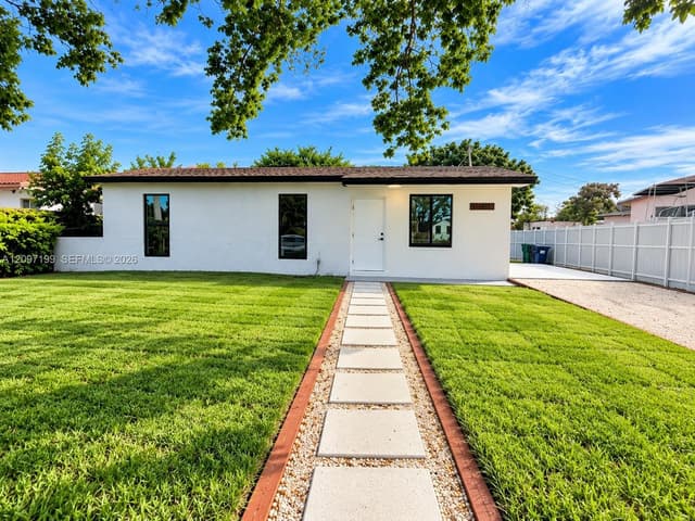 10880 SW 222nd Dr, Miami FL 33170 - Miami, FL - Photo 2