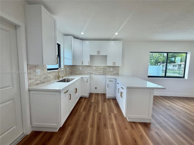10880 SW 222nd Dr, Miami FL 33170 - Miami, FL - Photo 5