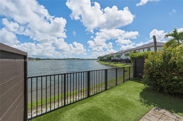 15965 NW 91st Ct # 15965, Miami Lakes FL 33018 - Miami Lakes, FL - Photo 3