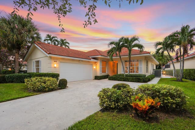615 Rosa Court, Palm Beach Gardens FL 33410 - Palm Beach Gardens, FL - Photo 2