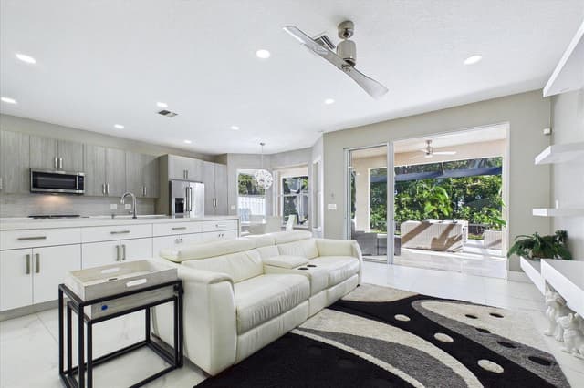 12579 VIA LUCIA, Boynton Beach FL 33436 - Boynton Beach, FL - Photo 3