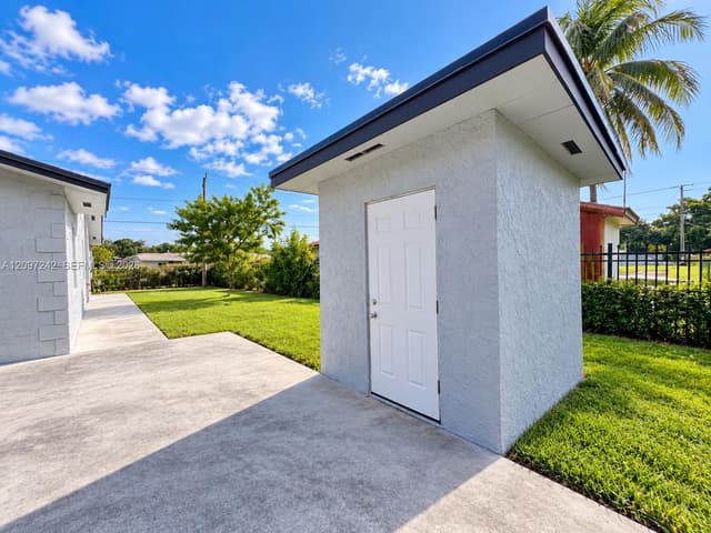 2125 NW 179th St, Miami Gardens FL 33056 - Miami Gardens, FL - Photo 6