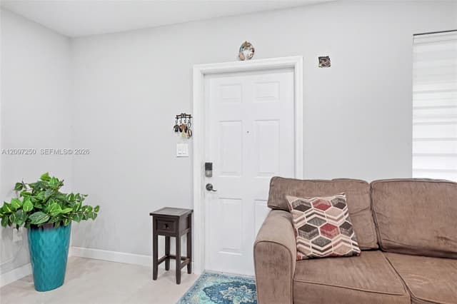 9270 SW 43rd St, Miami FL 33165 - Miami, FL - Photo 6