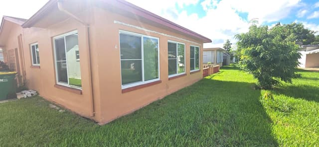 5719 NW 64TH Way, Tamarac FL 33321 - Tamarac, FL - Photo 5