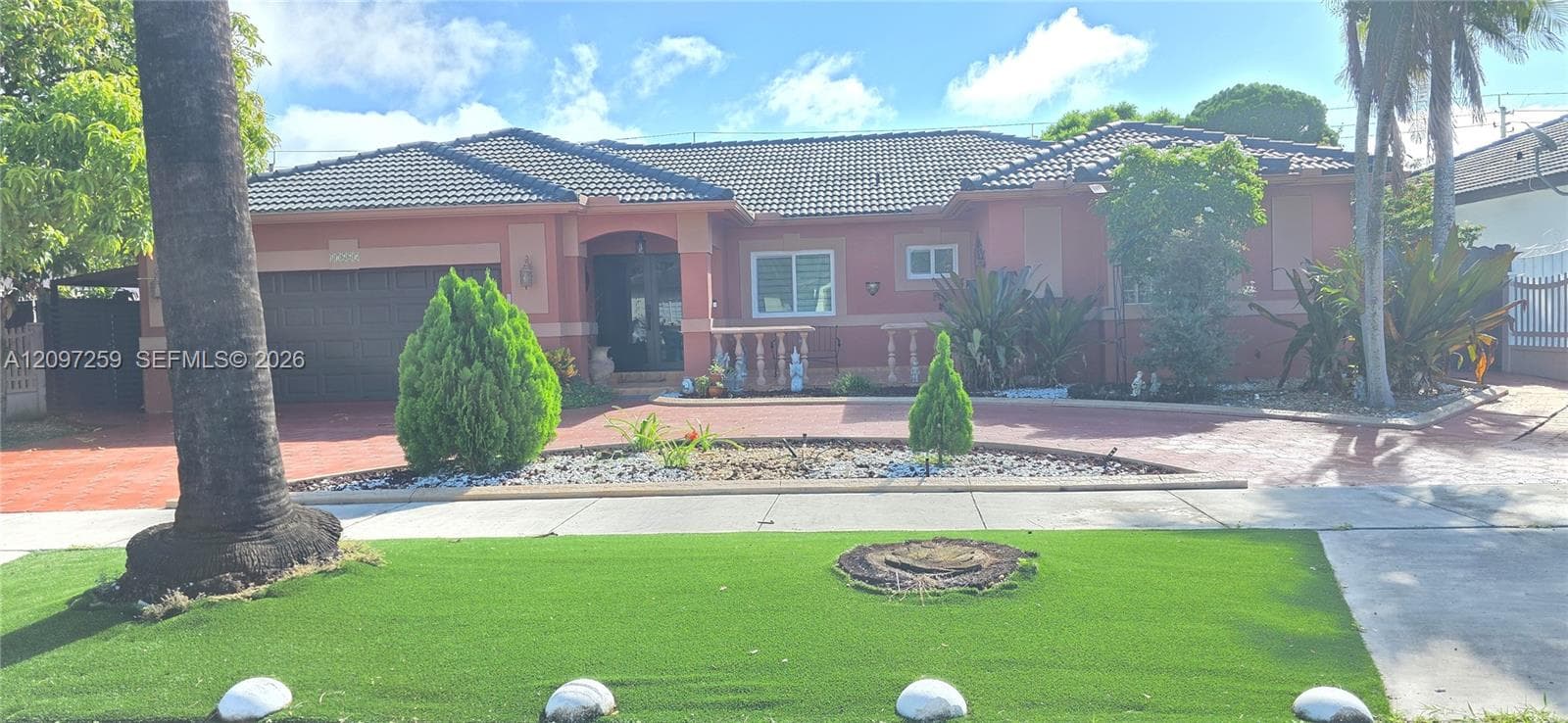 17665 NW 87th Ct, Hialeah FL 33018 - Hialeah, FL - Photo 1