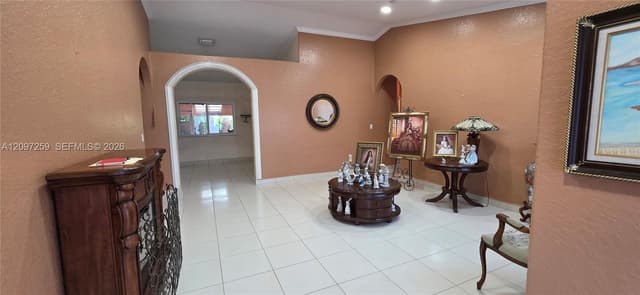 17665 NW 87th Ct, Hialeah FL 33018 - Hialeah, FL - Photo 4