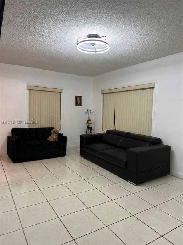 258 E 46th St, Hialeah FL 33013 - Hialeah, FL - Photo 7