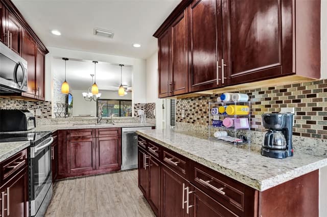 7415 NW 34th St, Lauderhill FL 33319 - Lauderhill, FL - Photo 2