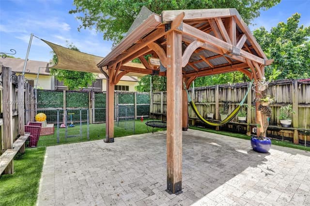 7415 NW 34th St, Lauderhill FL 33319 - Lauderhill, FL - Photo 4