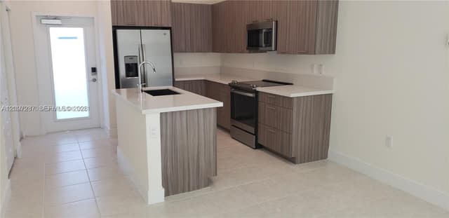8363 NW 41st St # 404, Doral FL 33166 - Doral, FL - Photo 3
