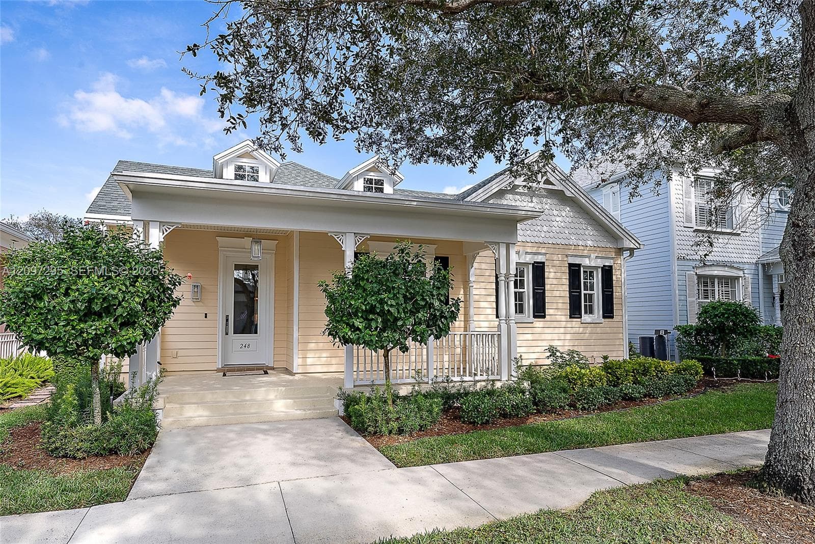 248 Honeysuckle Dr, Jupiter FL 33458 - Jupiter, FL - Photo 1