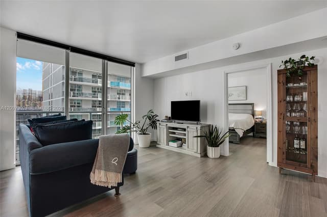 55 SE 6th St # 3701, Miami FL 33131 - Miami, FL - Photo 4