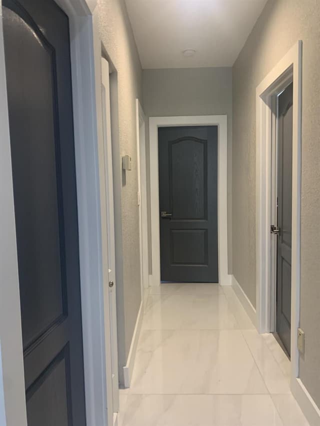 2129 SEA PINES Way, Coral Springs FL 33071 - Coral Springs, FL - Photo 4