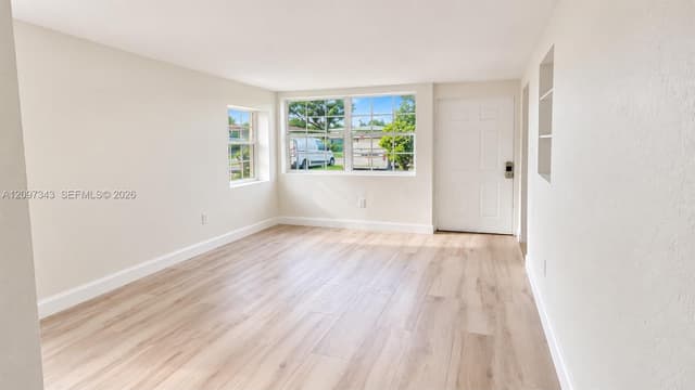 6308 Washington St, Hollywood FL 33023 - Hollywood, FL - Photo 2