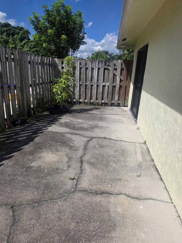 4941 Luqui Court, West Palm Beach FL 33415 - West Palm Beach, FL - Photo 7