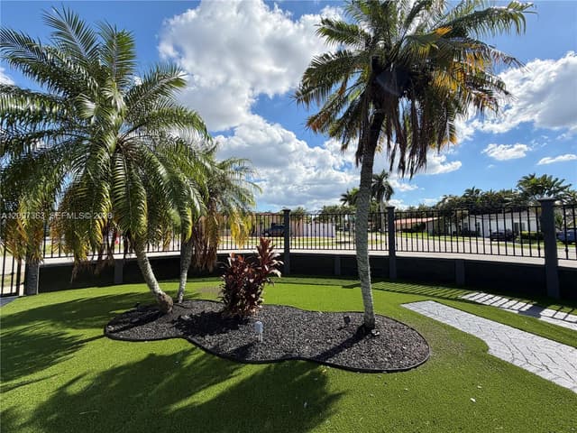 9481 SW 10th St, Miami FL 33174 - Miami, FL - Photo 4