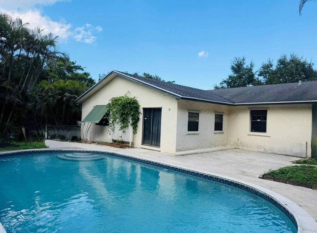 1209 NW 8TH Street, Boynton Beach FL 33426 - Boynton Beach, FL - Photo 1