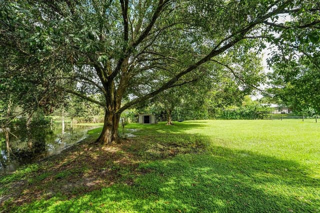 13885 157TH Court N, FL 33478 - Photo 2
