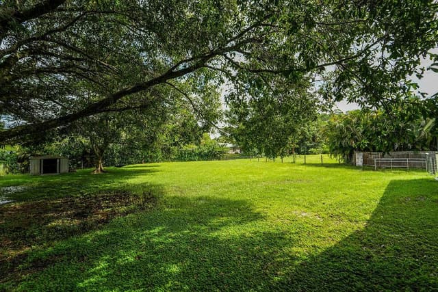 13885 157TH Court N, FL 33478 - Photo 3