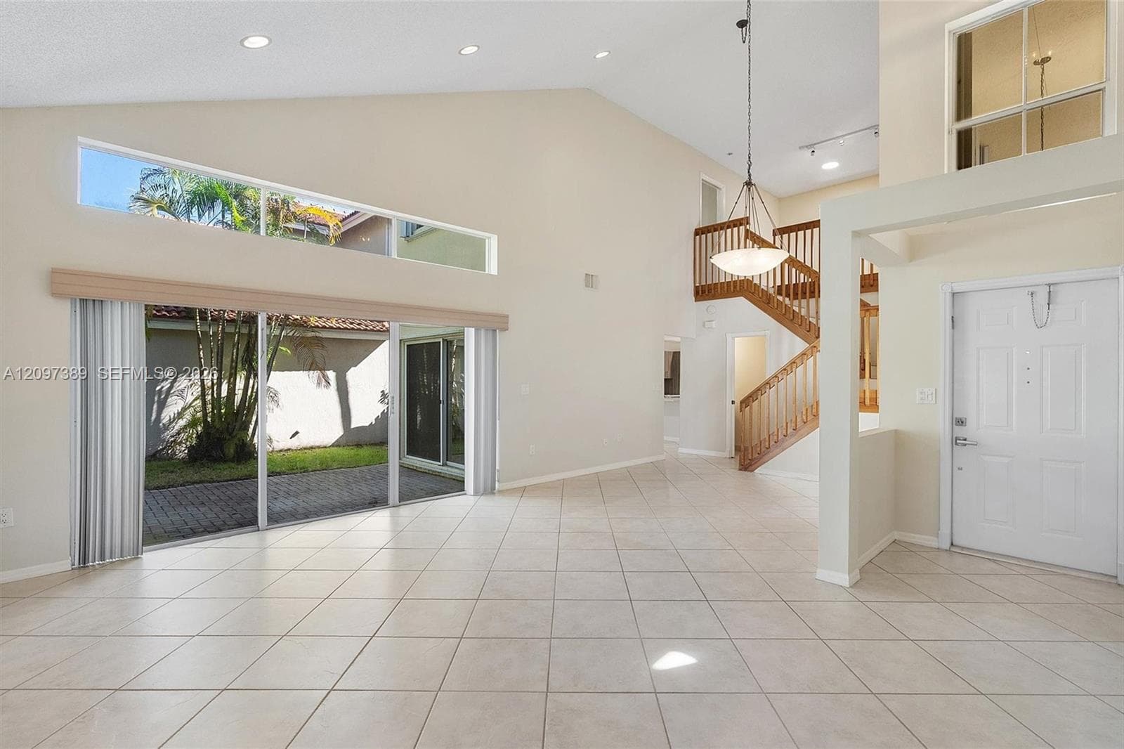 1960 Sweetbay Way, Hollywood FL 33019 - Hollywood, FL - Photo 1