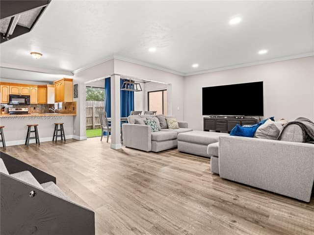 16 Chestnut Cir, Cooper City FL 33026 - Cooper City, FL - Photo 4