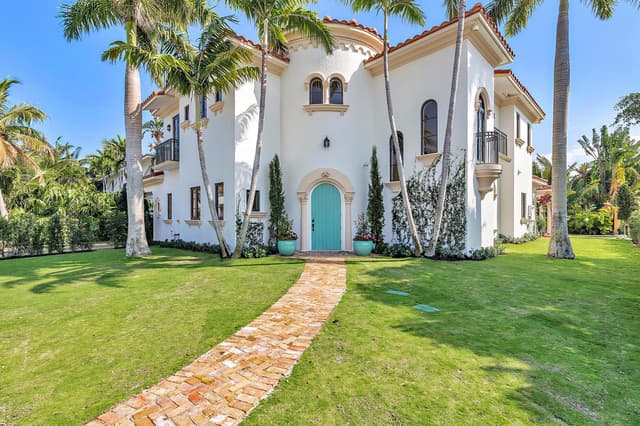 270 Palmetto Lane, West Palm Beach FL 33405 - West Palm Beach, FL - Photo 2