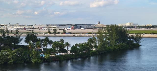 5099 NW 7TH Street # 902, Miami FL 33126 - Miami, FL - Photo 4