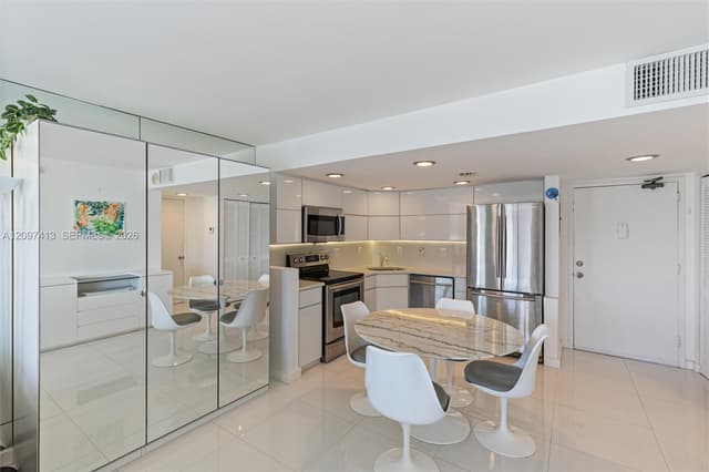 345 Ocean Dr # 1012, Miami Beach FL 33139 - Miami Beach, FL - Photo 6