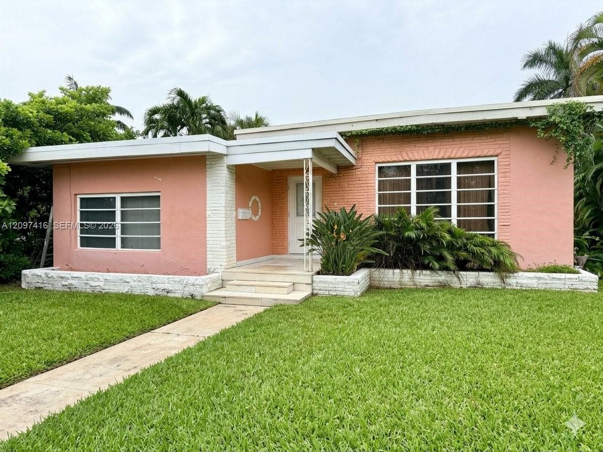 2141 NE 124th St, North Miami FL 33181 - North Miami, FL - Photo 1