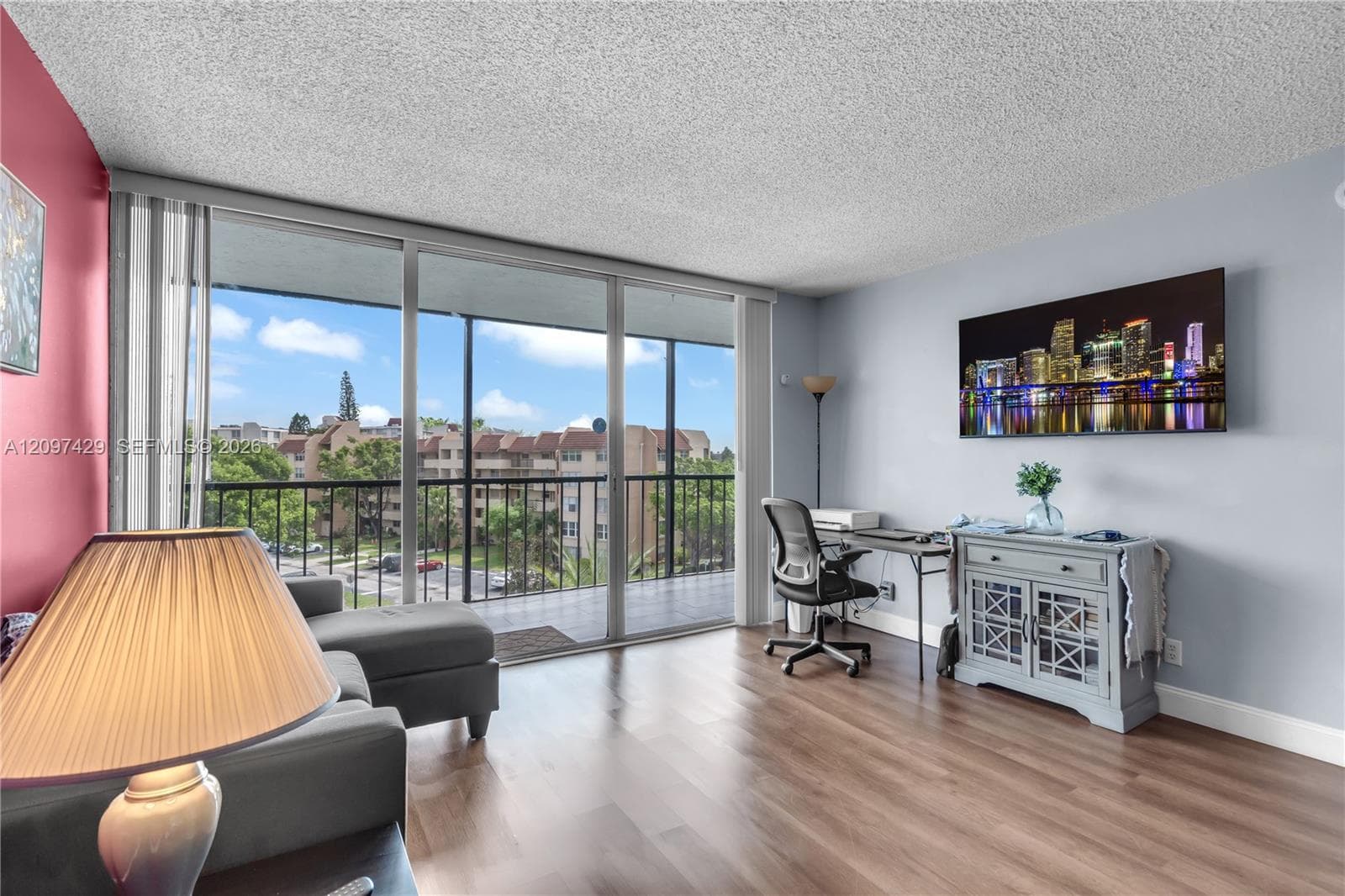 3821 Environ Blvd # 502, Lauderhill FL 33319